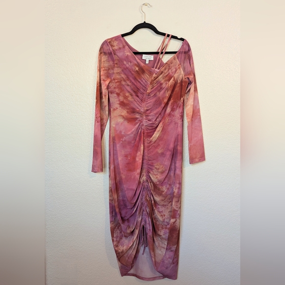 & Other Stories Ruched Tie-Dye One-Shoulder Midi Dress – Perfect for Parties - Picture 3 of 5